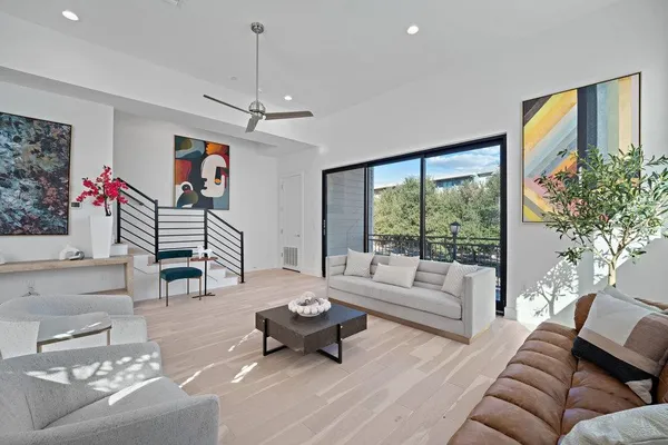 $929,999 | 3814 Berkman Drive, Austin, TX 78723