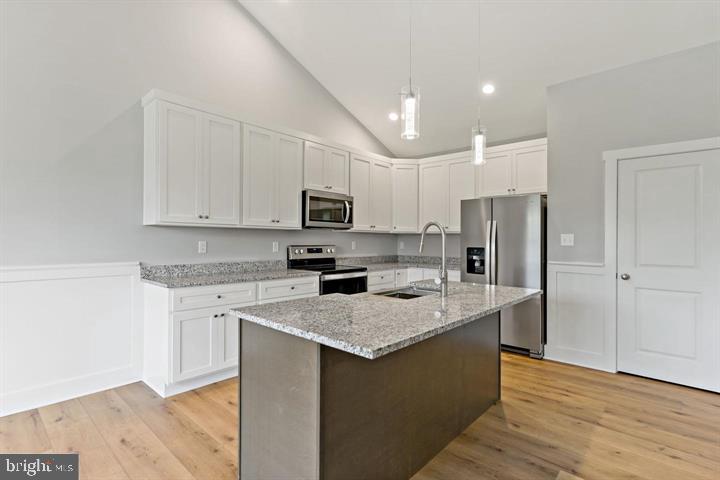 1267 Fulton Road Hedgesville, WV 25427 - Photo 11 of 41 Gallery Image 11
