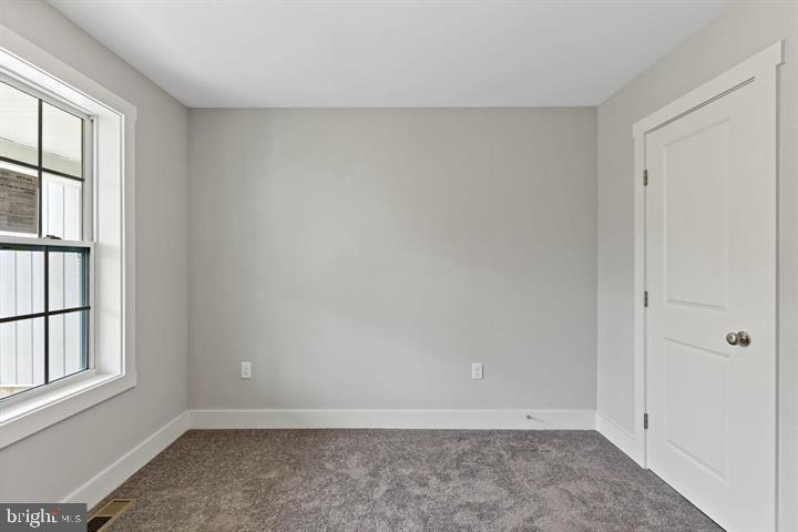 1267 Fulton Road Hedgesville, WV 25427 - Photo 25 of 41 Gallery Image 25