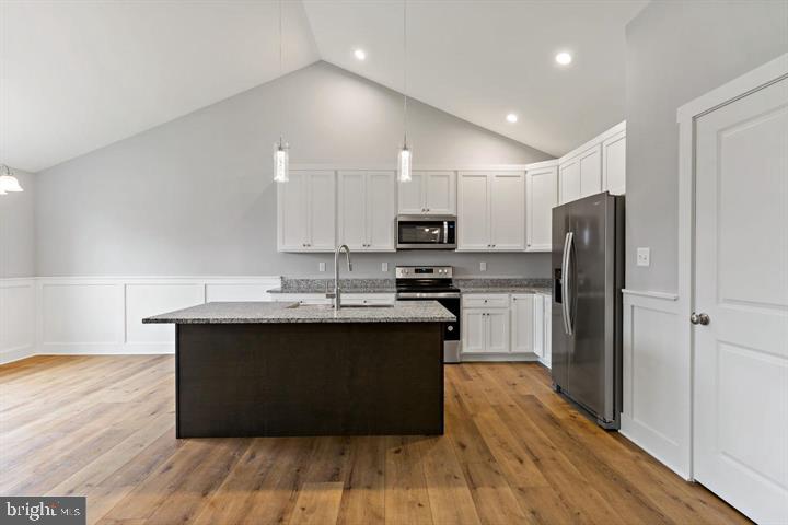 1267 Fulton Road Hedgesville, WV 25427 - Photo 8 of 41 Gallery Image 8