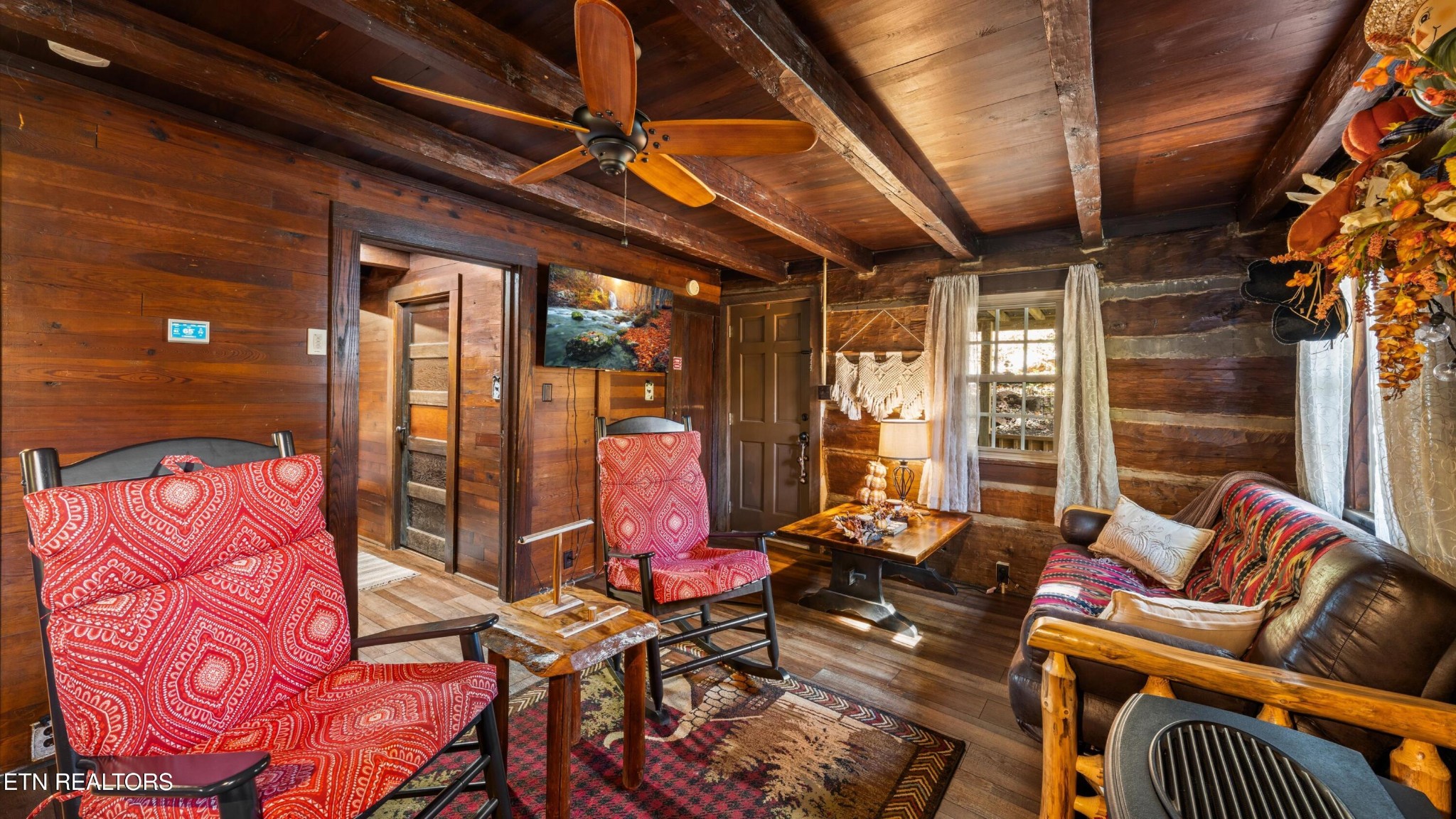 1131 Old Cartertown Road Gatlinburg, TN 37738 - Photo 13 of 18 a outdoor space with furniture
