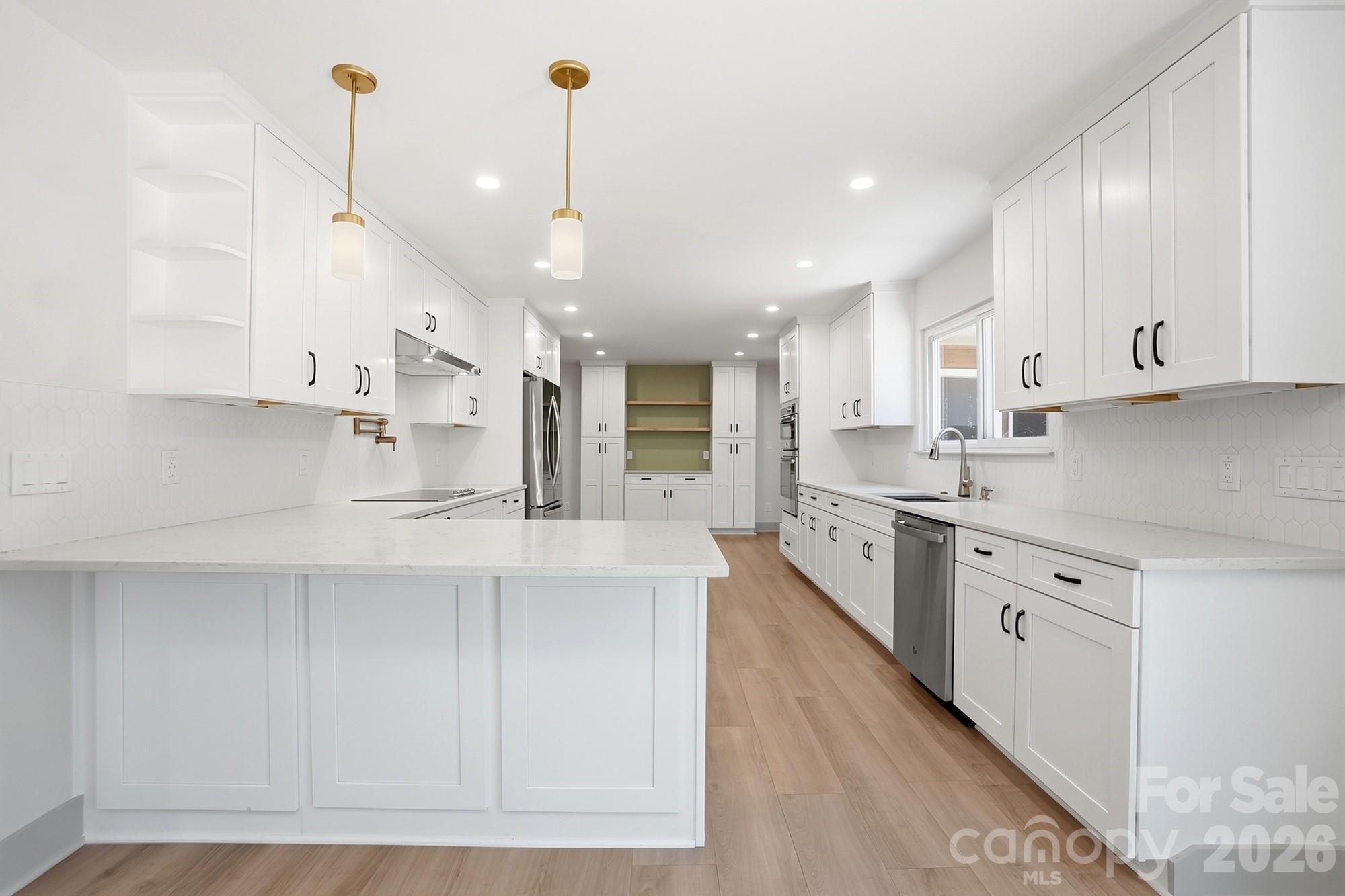 14428 Harbor Estate Road Charlotte, NC 28278 - Photo 11 of 47 Gallery Image 11