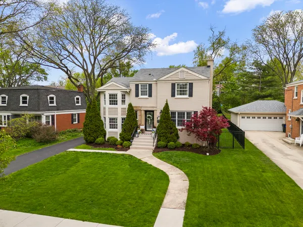$750,000 | 260 Chesterfield Avenue, Glen Ellyn, IL 60137