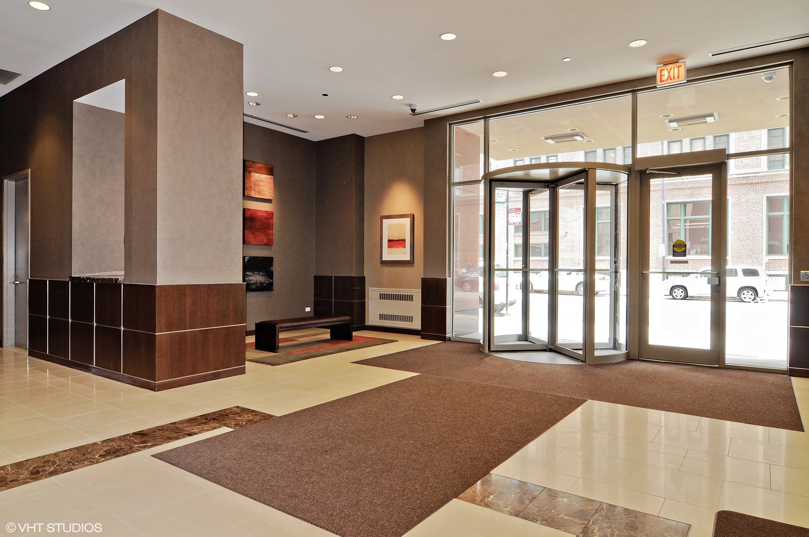 200 North Jefferson Street, Unit 1307 Chicago, IL 60661 - Photo 2 of 17