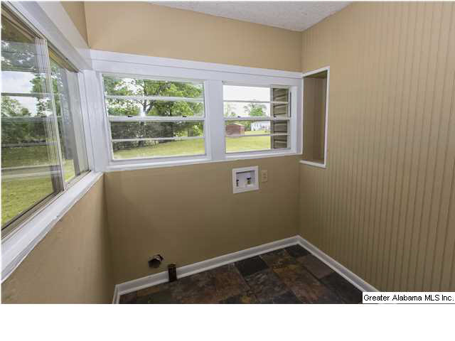 6859 Garrett Road Gardendale, AL 35071 - Photo 3 of 31