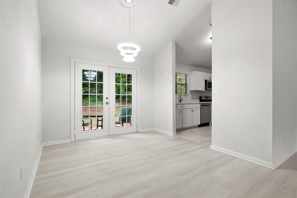 846 Martin Road Stone Mountain, GA 30088 - Photo 5 of 18
