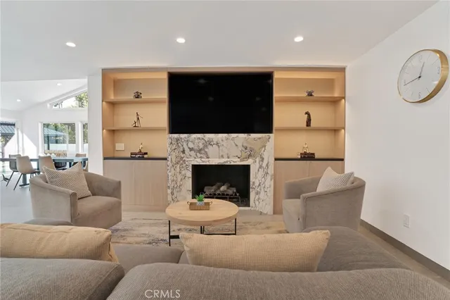 $2,390,000 | 17165 Midwood Drive, Granada Hills, CA 91344