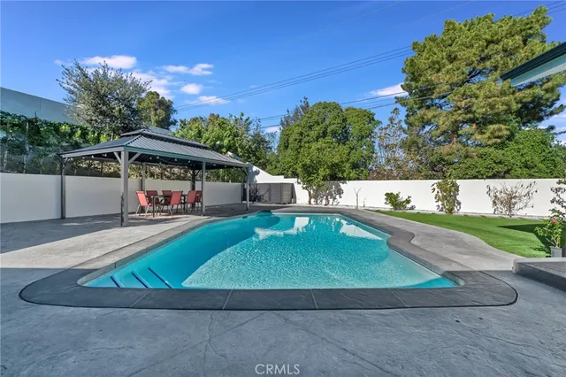 $2,390,000 | 17165 Midwood Drive, Granada Hills, CA 91344