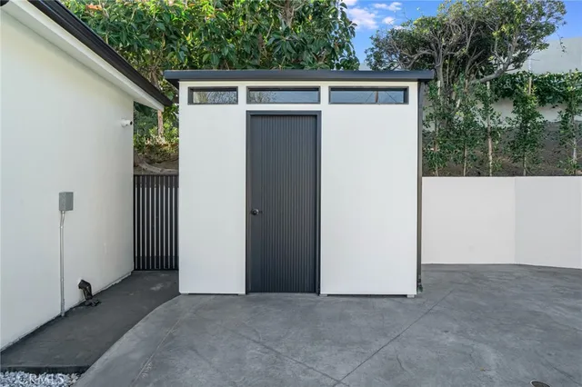 $2,390,000 | 17165 Midwood Drive, Granada Hills, CA 91344