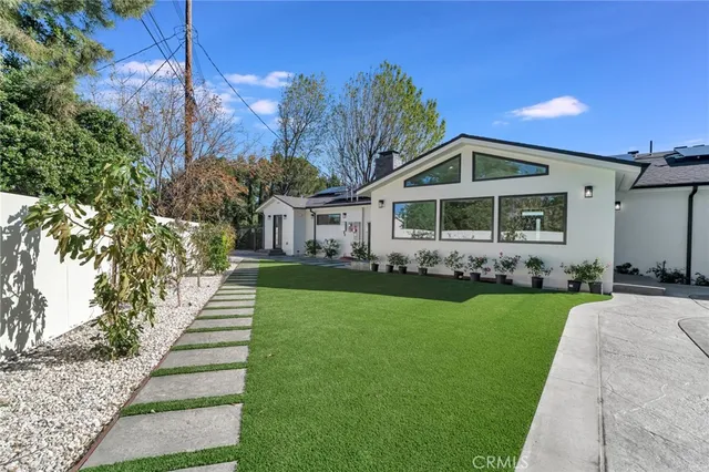 $2,390,000 | 17165 Midwood Drive, Granada Hills, CA 91344