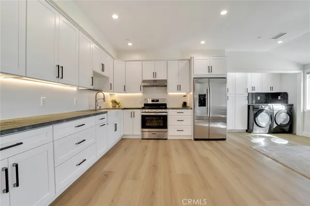 $2,390,000 | 17165 Midwood Drive, Granada Hills, CA 91344