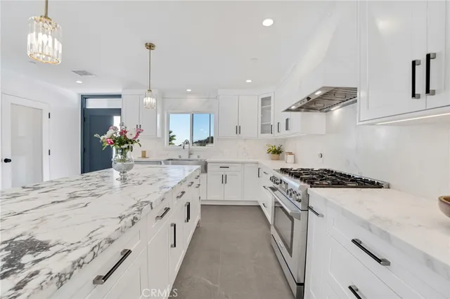 $2,390,000 | 17165 Midwood Drive, Granada Hills, CA 91344