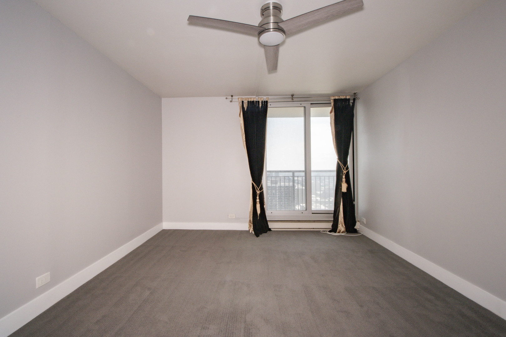 6007 North Sheridan Road, Unit 32C Chicago, IL 60660 - Photo 11 of 20