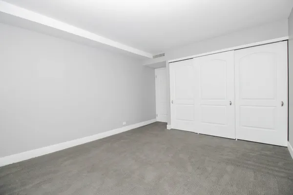 $2,750 | 6007 North Sheridan Road, Unit 32C, Chicago, IL 60660