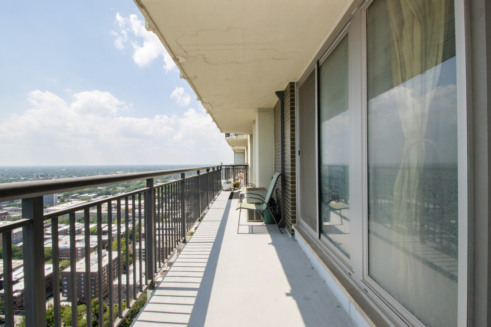 6007 North Sheridan Road, Unit 32C Chicago, IL 60660 - Photo 13 of 20