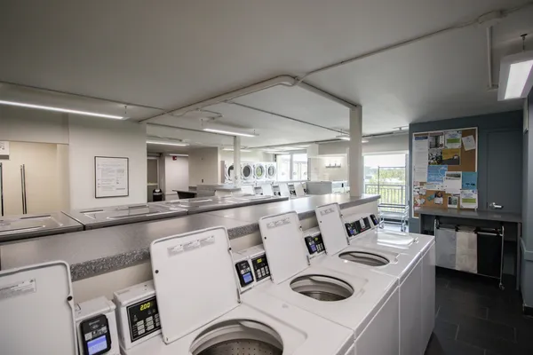 $2,750 | 6007 North Sheridan Road, Unit 32C, Chicago, IL 60660