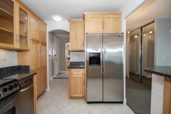 $2,750 | 6007 North Sheridan Road, Unit 32C, Chicago, IL 60660