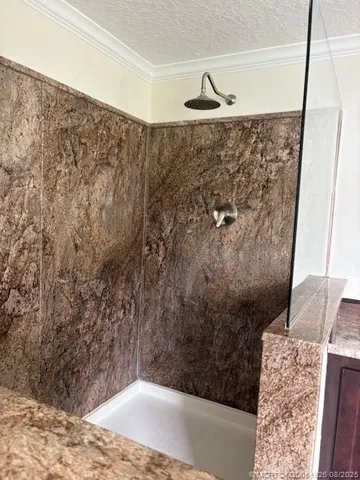 $199,000 | 409 Oakmont Avenue, Moore Haven, FL 33471