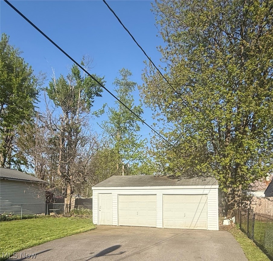 4887 Marigold Road Mentor, OH 44060 - Photo 4 of 16