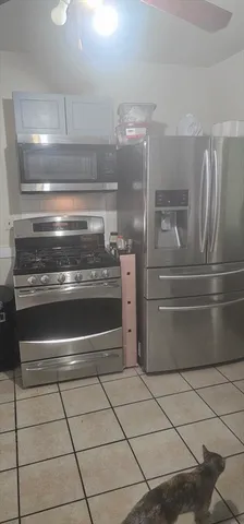 $240,000 | 270 Berkshire Avenue, Springfield, MA 01109