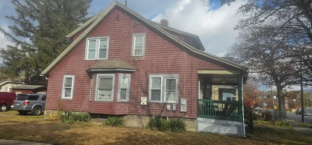 $240,000 | 270 Berkshire Avenue, Springfield, MA 01109
