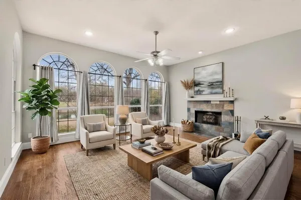 $3,200 | 5600 Belle Chasse Lane, Frisco, TX 75035