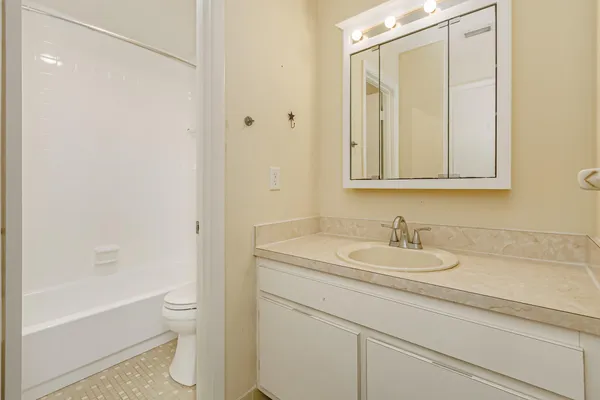 $398,900 | 517 Summerset Court, Indian Harbour Beach, FL 32937