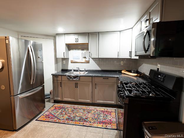 25 Lenape Road Newburgh, NY 12550 - Photo 32 of 35 lower-level kitchen "inlaw suite"