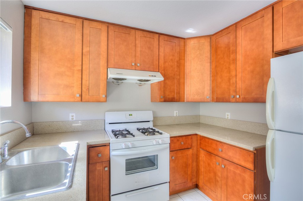 2608 Alhambra Road, Unit 5 Alhambra, CA 91801 - Photo 12 of 24