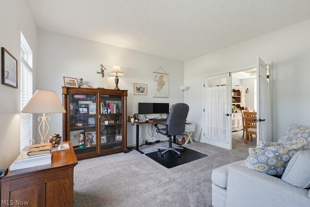 4588 Lexington Ridge Drive Medina, OH 44256 - Photo 6 of 37