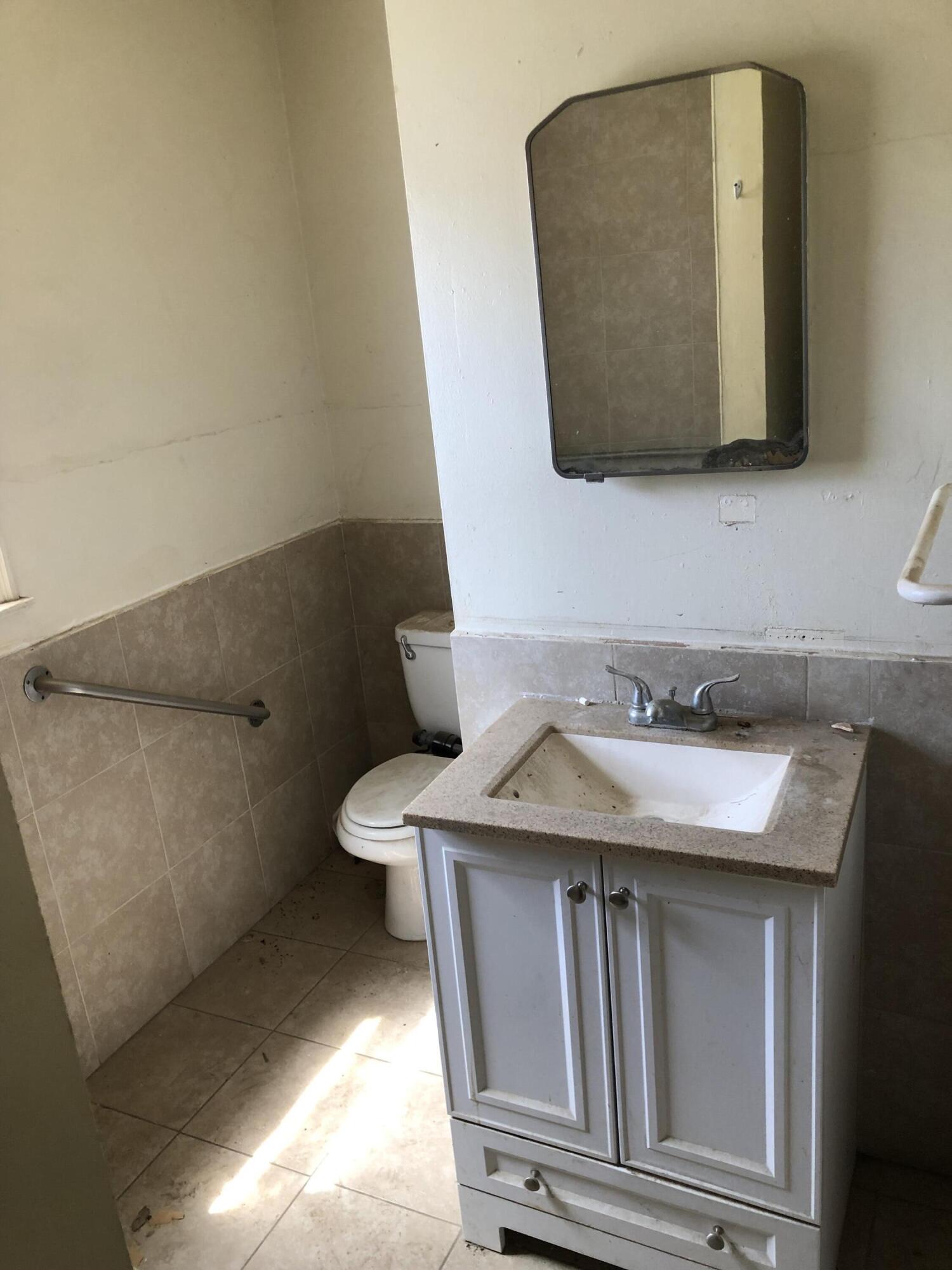 1590 East Dinuba Avenue Reedley, CA 93654 - Photo 21 of 26 IMG_0724