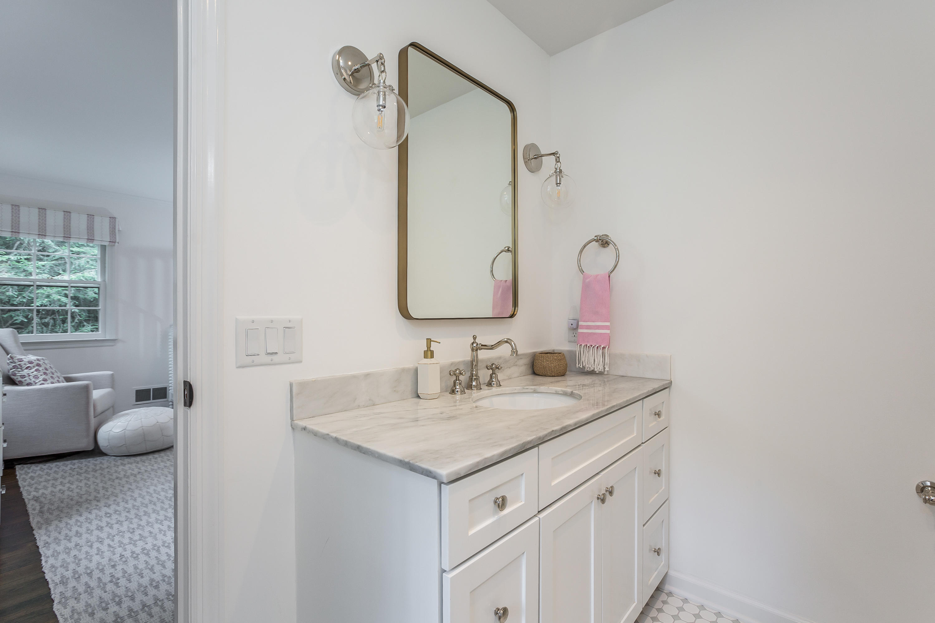 151 Christie Hill Road Darien, CT 06820 - Photo 22 of 43 033-photo-bathroom-8478350