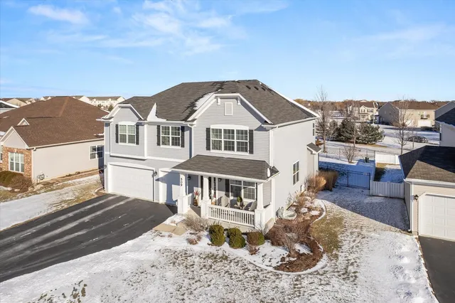 $549,900 | 509 Moorfield Avenue, North Aurora, IL 60542