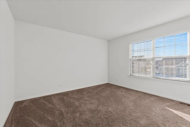 $549,900 | 509 Moorfield Avenue, North Aurora, IL 60542