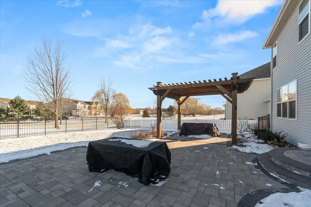 $549,900 | 509 Moorfield Avenue, North Aurora, IL 60542