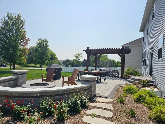 $549,900 | 509 Moorfield Avenue, North Aurora, IL 60542