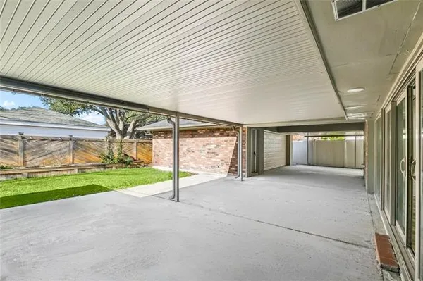 $639,999 | 33 Shenandoah Street, Kenner, LA 70065