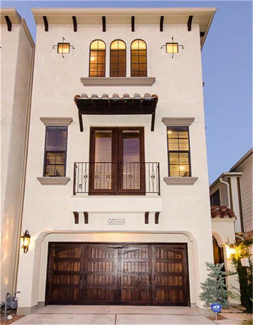 5312 Inker Street, Unit A Houston, TX 77007 - Photo 1 of 10 a front view of a house with many windows