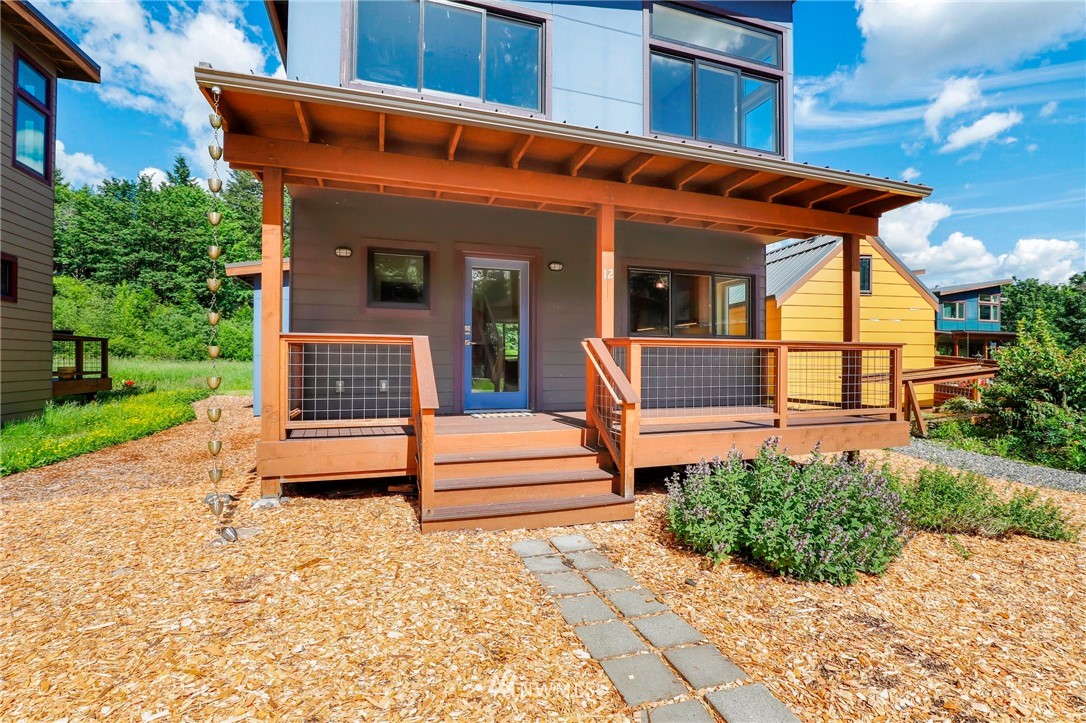 1402 194th Street Southeast, Unit 12 Bothell, WA 98012 - Photo 1 of 40 Gallery Image 1