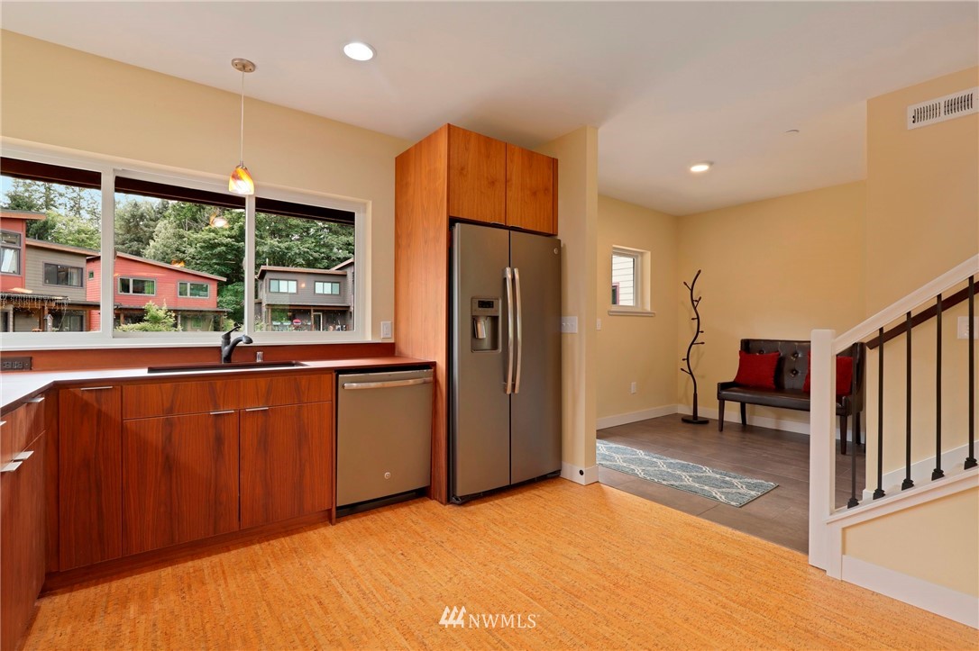 1402 194th Street Southeast, Unit 12 Bothell, WA 98012 - Photo 6 of 40 Gallery Image 6