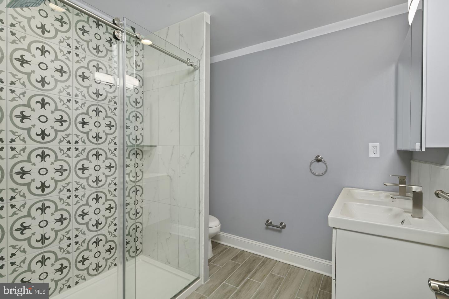 307 Sigel Street Philadelphia, PA 19148 - Photo 12 of 24