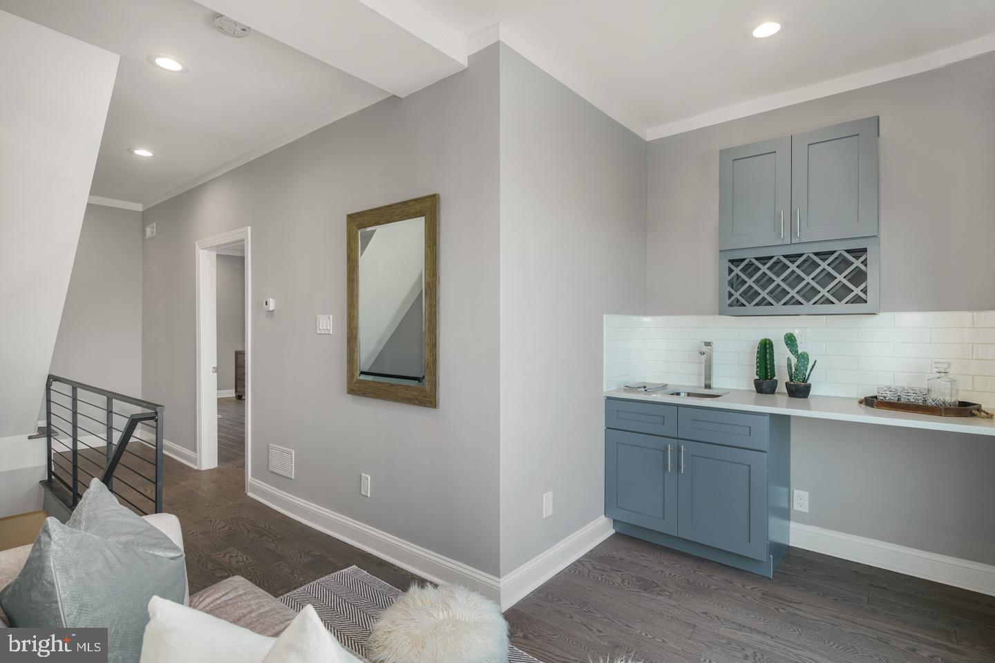 307 Sigel Street Philadelphia, PA 19148 - Photo 13 of 24