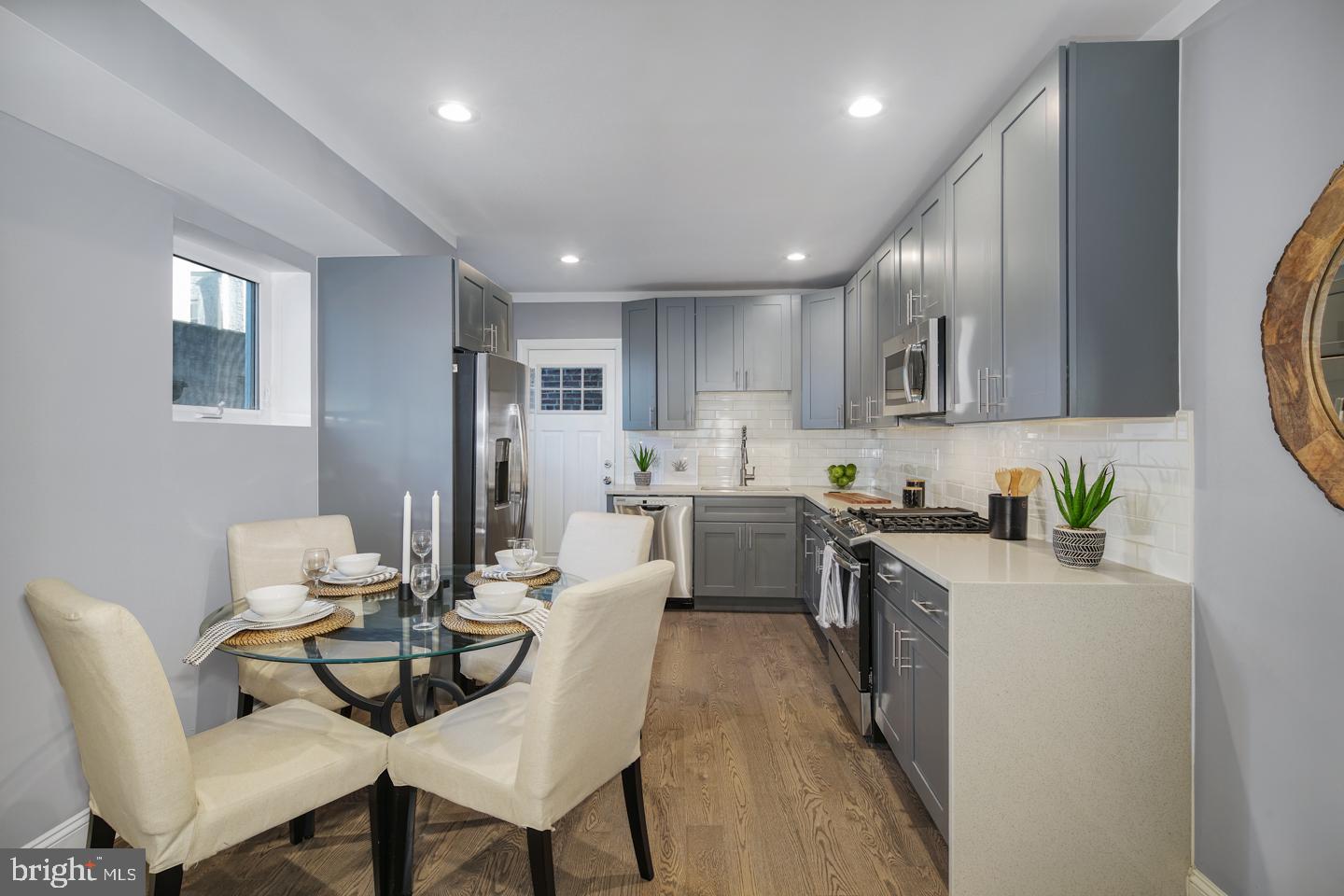 307 Sigel Street Philadelphia, PA 19148 - Photo 5 of 24