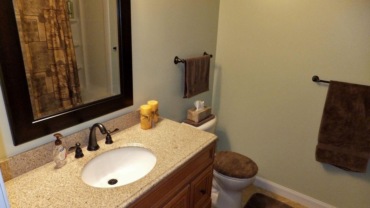 2065 Five Mile Road Traverse City, MI 49686 - Photo 14 of 24 1802771-13.JPG