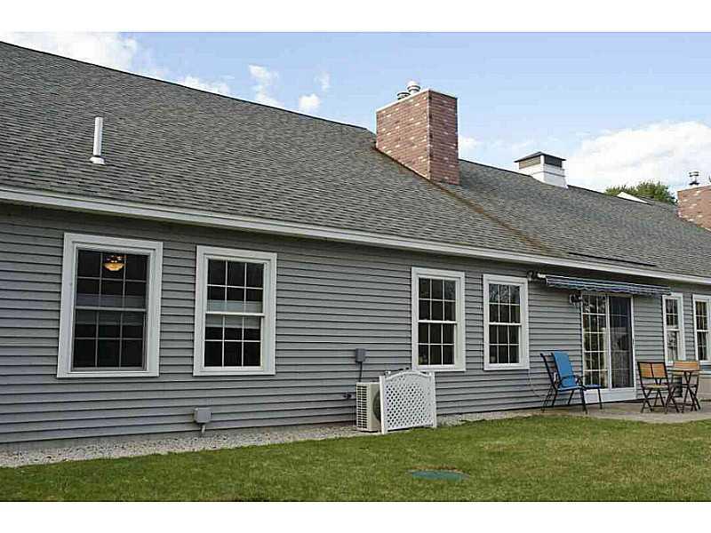 893 Portland Road, Unit 1 Saco, ME 04072 - Photo 24 of 26 Exterior Back.