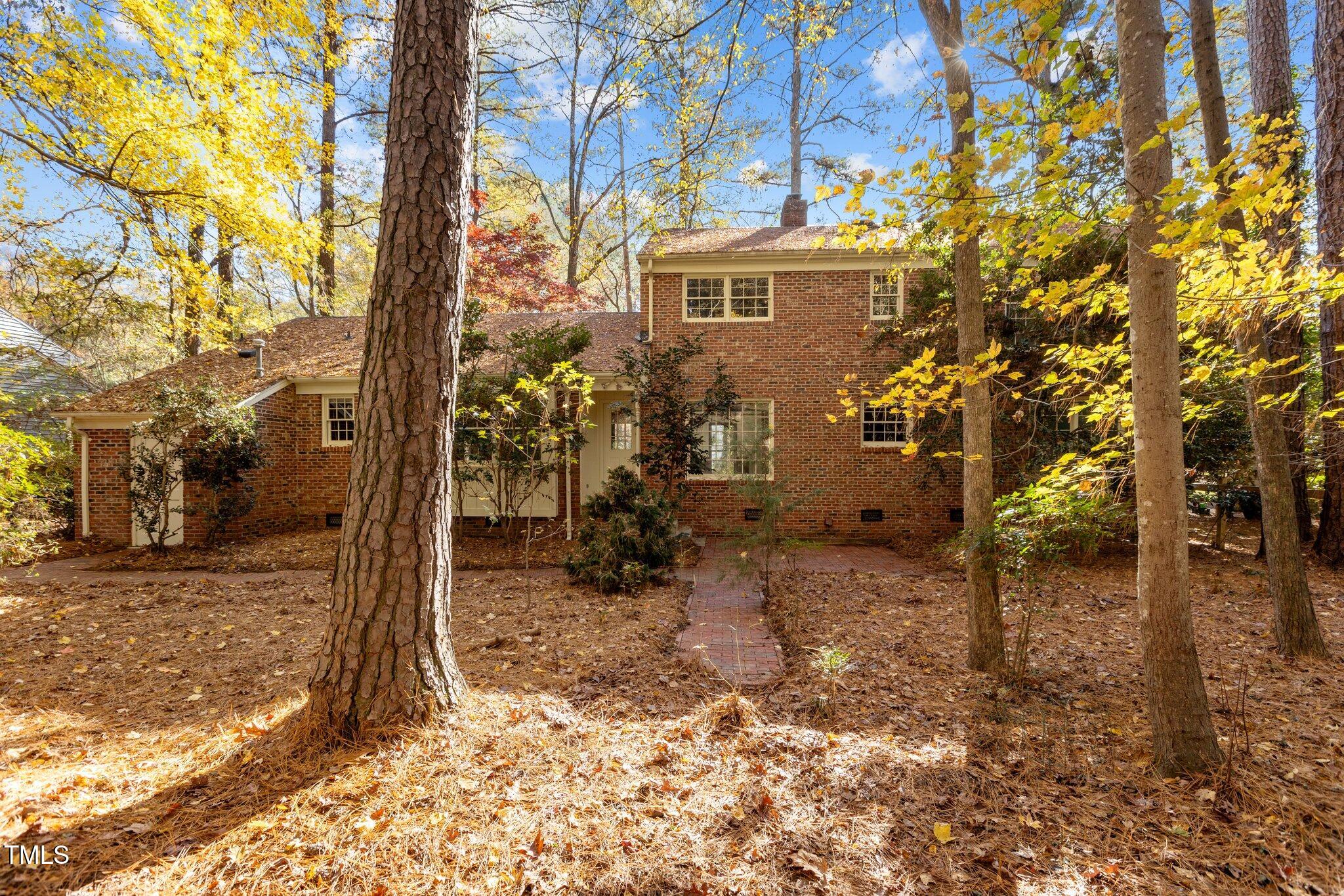 2438 Springview Trail Chapel Hill, NC 27514 - Photo 22 of 27 46-web-or-mls-IMGL8855