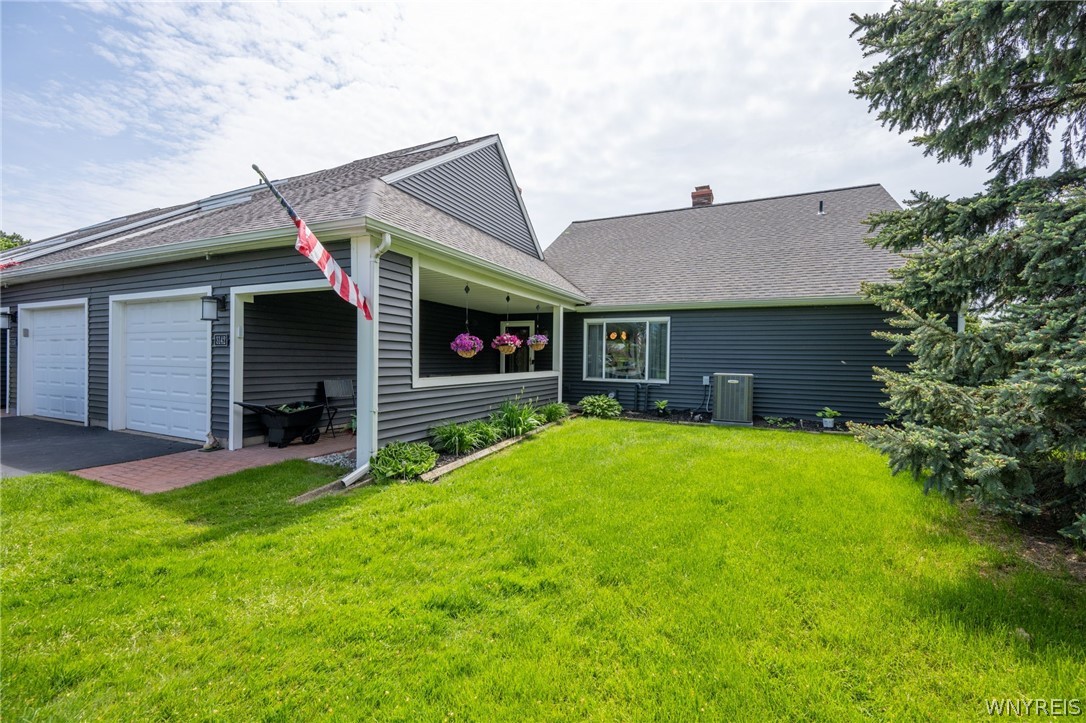 3142 East River Road Grand Island, NY 14072 - Photo 1 of 45