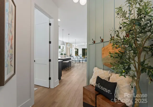 $3,200 | 2008 St John Street, Charlotte, NC 28216