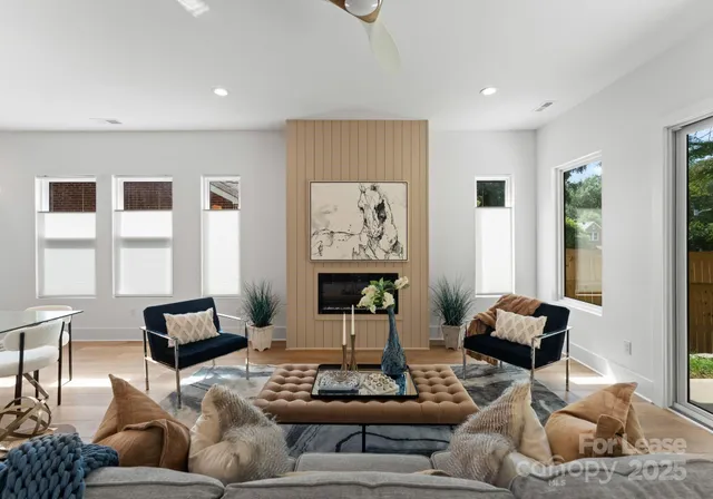 $3,200 | 2008 St John Street, Charlotte, NC 28216