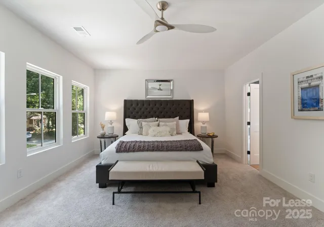 $3,200 | 2008 St John Street, Charlotte, NC 28216